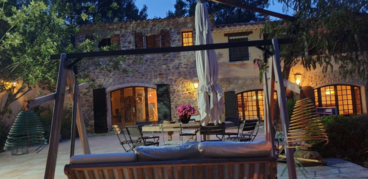 Villa La Teze à Le Castellet  Extérieur photo